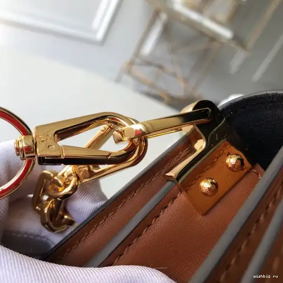 WIS Dauphine Louis Mini（2019 Spring Show） Vuitton 0529